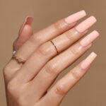 BLUESKY TRAJNI LAK VELVET BLOOM 15ML - Image 2
